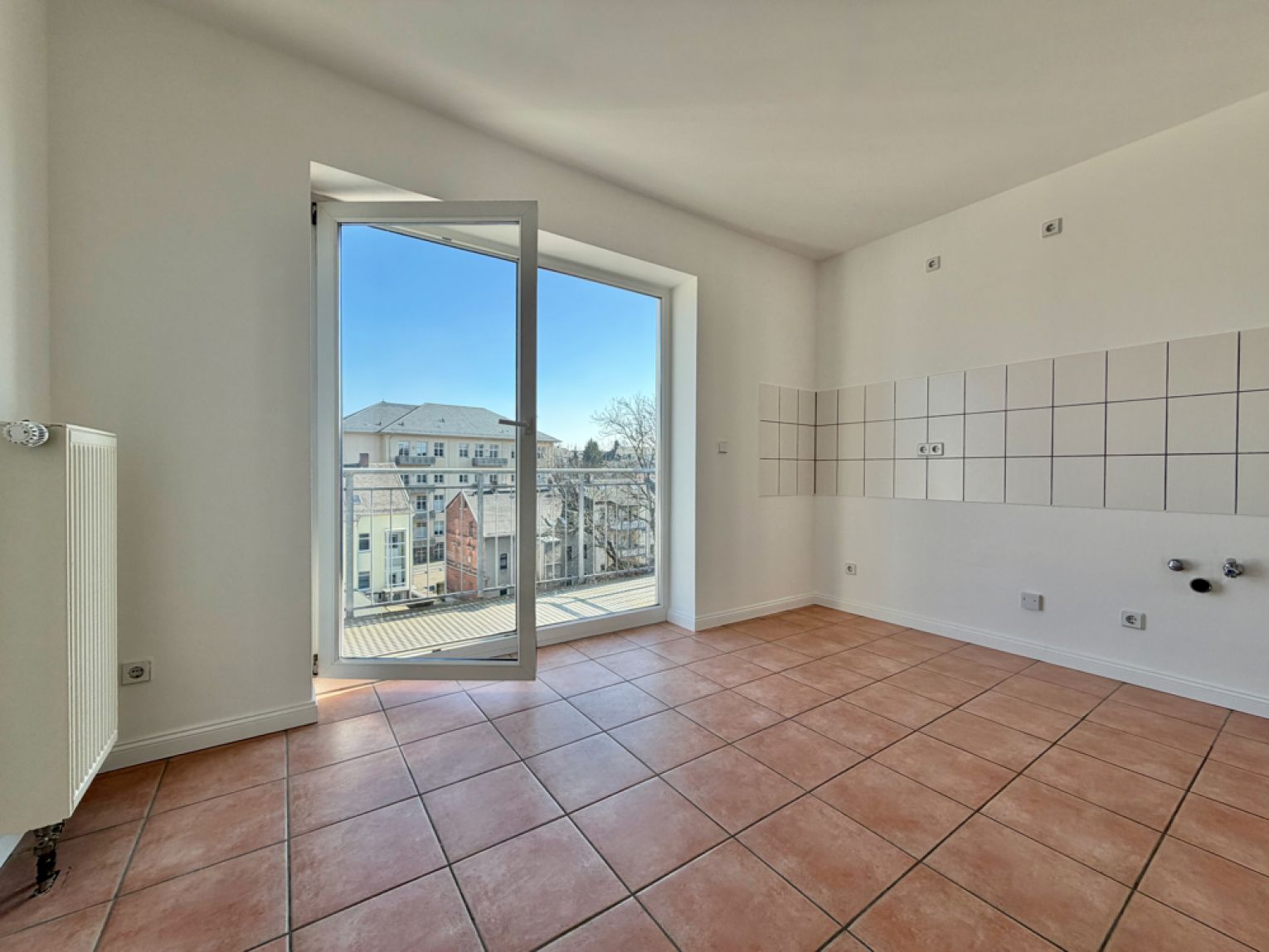 1 Zimmer • mit Balkon • Wohnung zur Miete • in Chemnitz • Kappel • jetzt anrufen