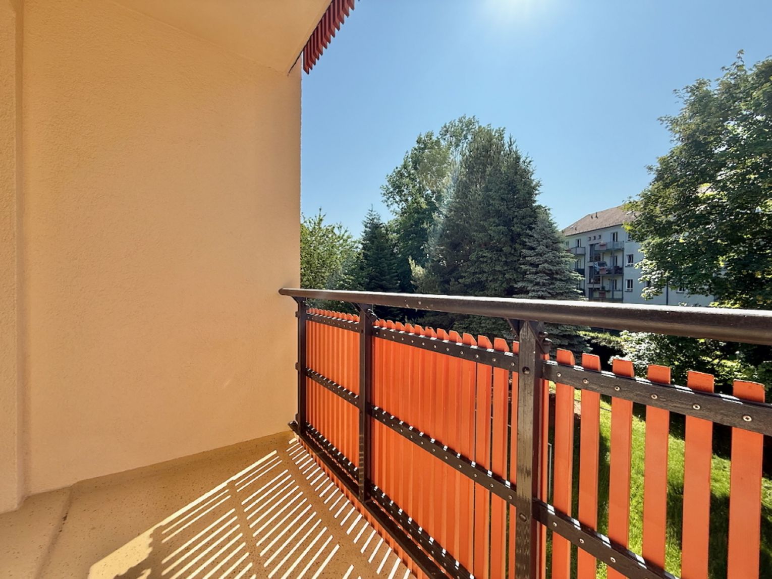 3 Zimmer • zur Miete • mit Balkon • Einbauküche • im Lutherviertel • in Chemnitz • schnell sein!