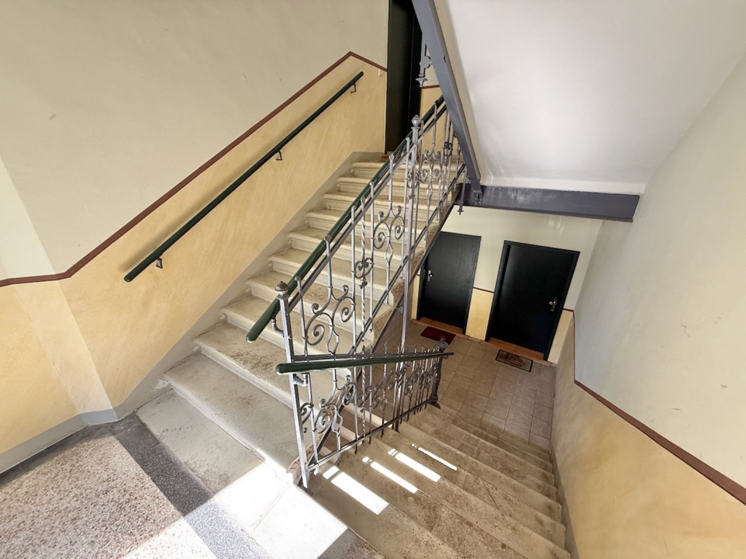 Chemnitz• Bernsdorf • 2 Zimmer • mit Balkon • Tageslichtbad • Stellplatz • schnell sein!