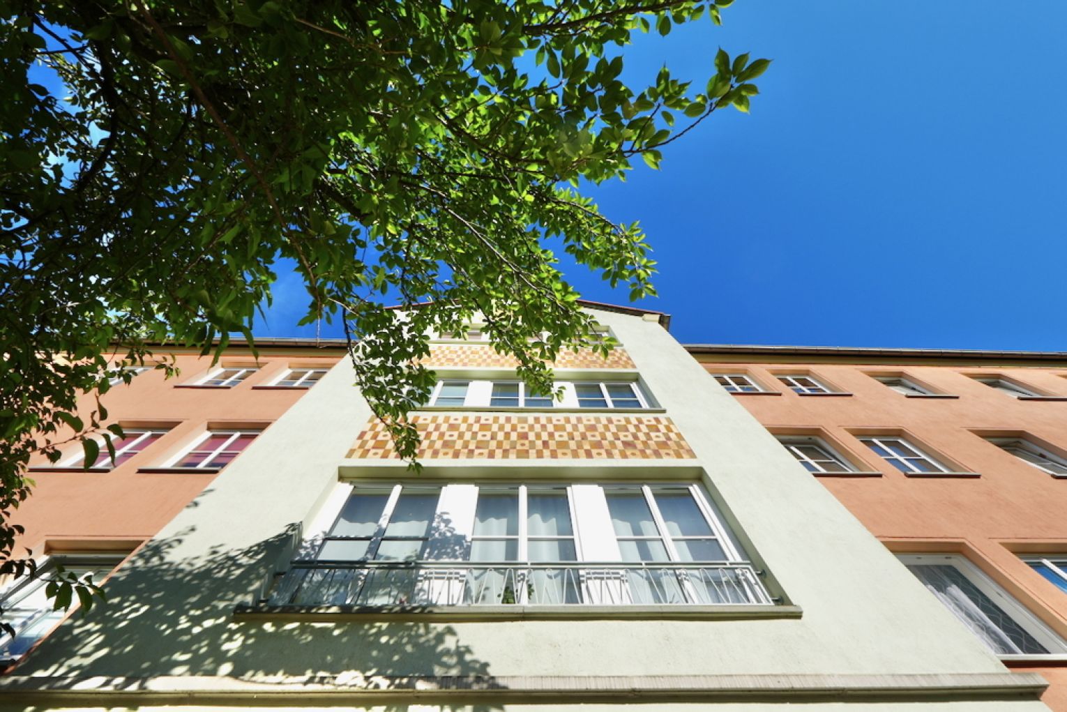 Eigentumswohnung • in Chemnitz • im Lutherviertel • 2 Zimmer • mit Stellplatz • schnell sein!