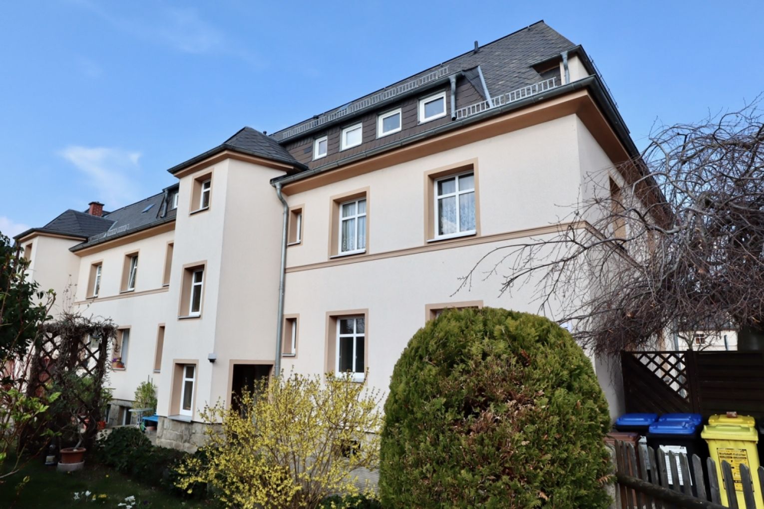 saniert • Einbauküche • 2-Raum Wohnung • Chemnitz • Tageslichtbad • Borna-Heinersdorf • ruf an!