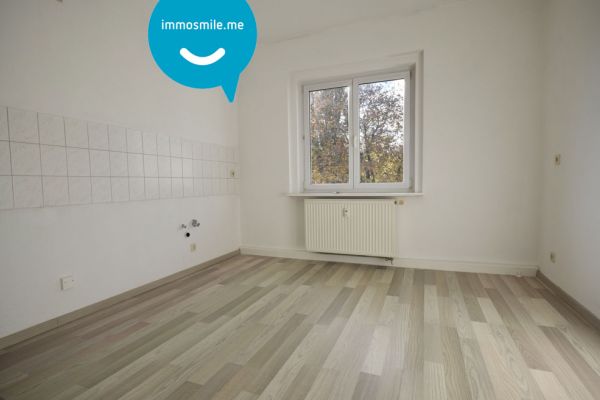 1-Raum Apartment • Laminat • Tageslichtbad mit Dusche • Stellplatz • Kaßberg • Anschauen & Mieten