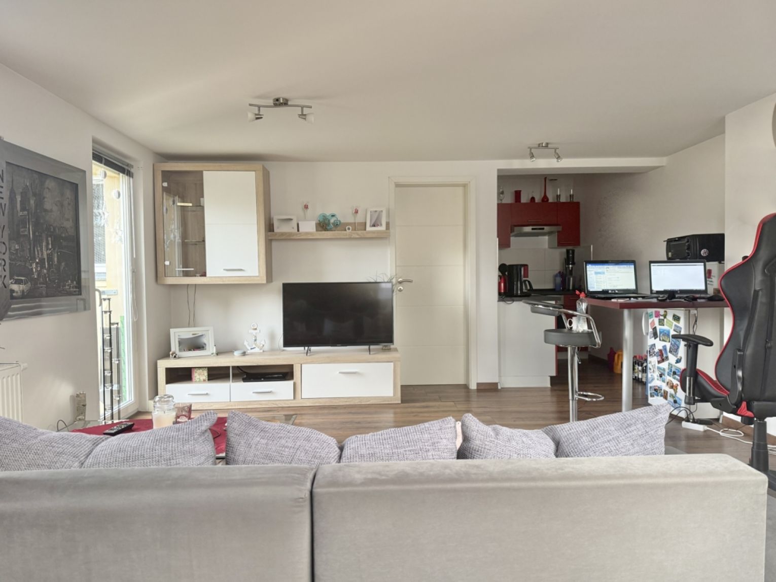 2-Zimmer Wohnung in Wittgensdorf • Dachgeschoss • Bad mit Dusche • offene Küche • Garten • Parkplatz