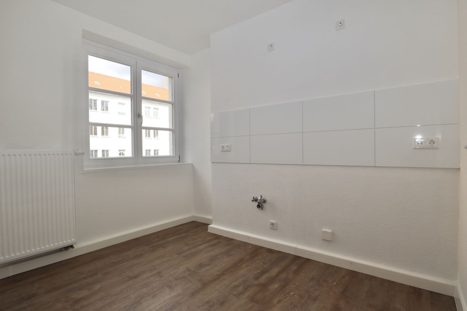 Balkon • 3-Raum Wohnung •  Lutherviertel • Einbauküche • Tageslichtbad • schnell anrufen