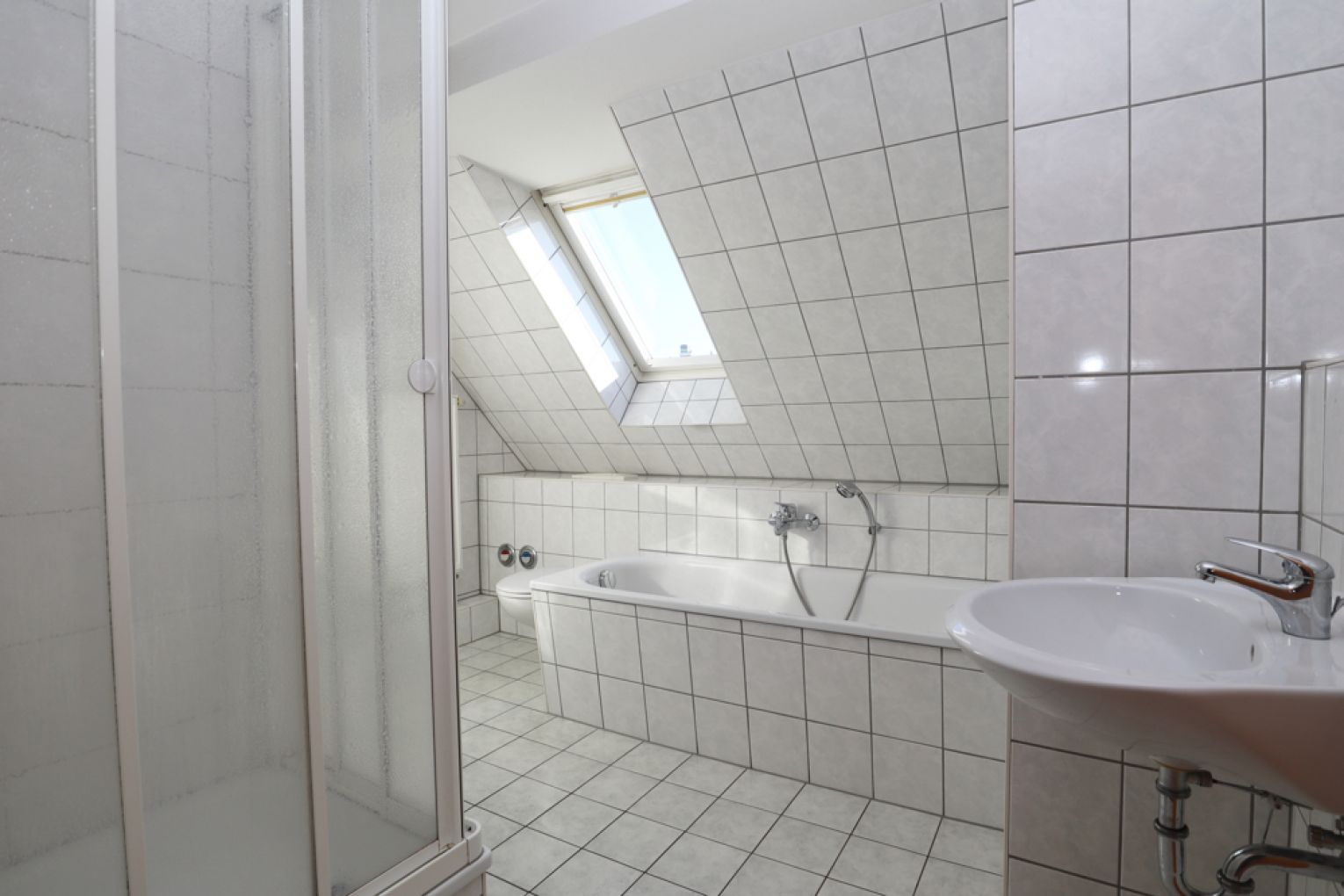 Chemnitz • Einbauküche • zur Miete • Balkon • 3-Raum Wohnung • Yorckgebiet • jetzt anrufen