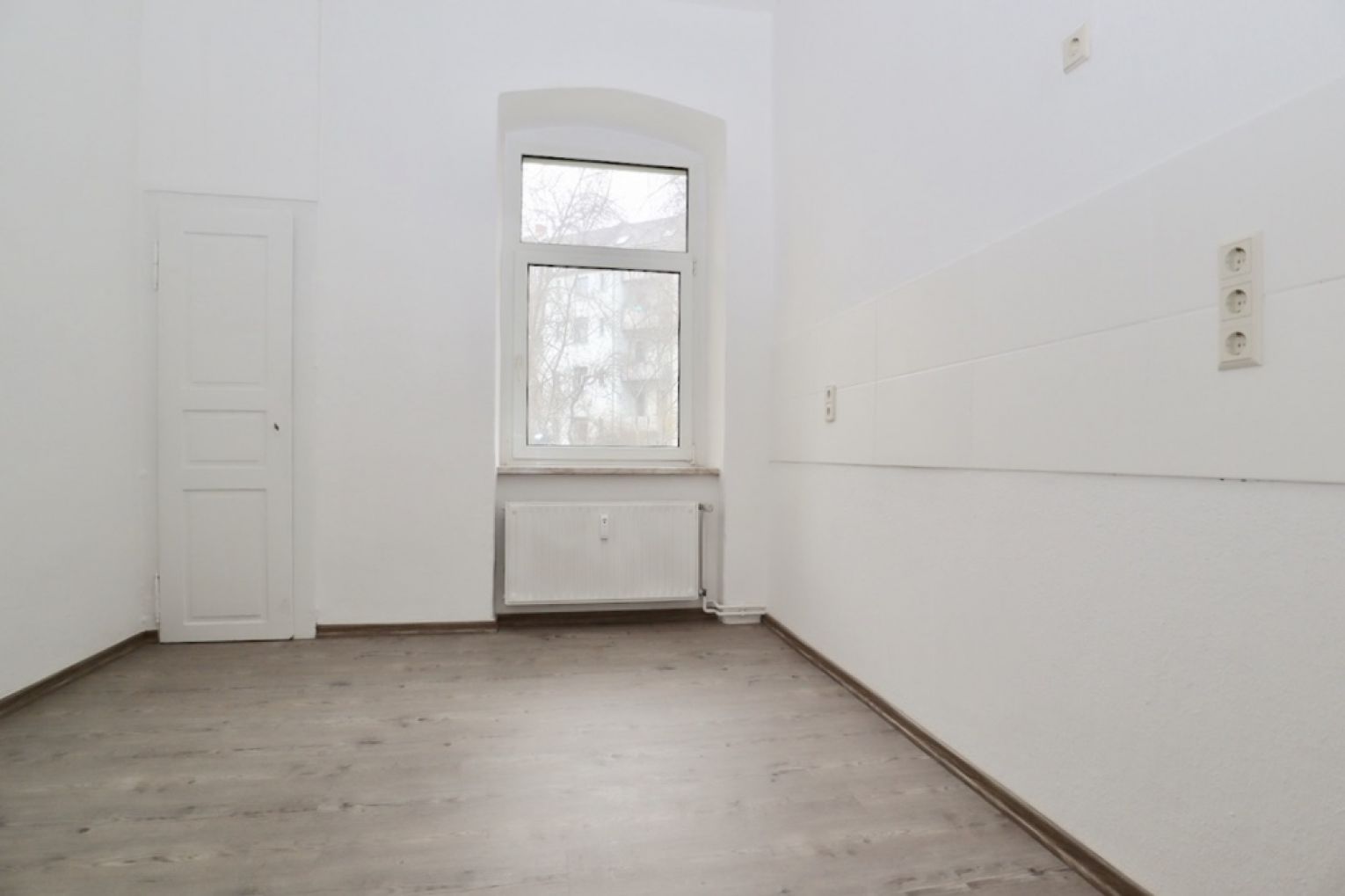große 3-Raum Wohnung • Küche • saniert • mit Dusche • Sonnenberg • in Chemnitz • Termin vereinbaren