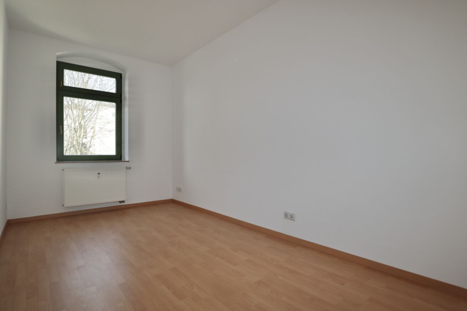 2-Raum Wohnung • Balkon • Schloßchemnitz • Tageslichtbad • in Chemnitz • jetzt Termin vereinbaren