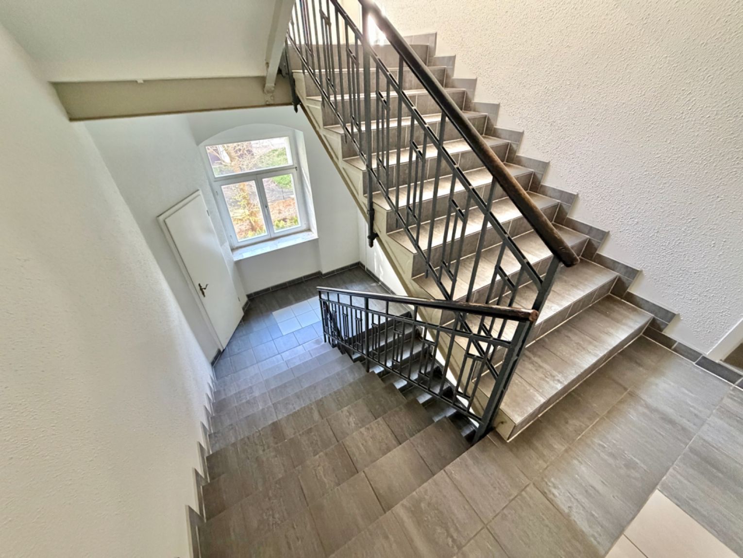 Eigentumswohnung • in Chemnitz • auf dem Kaßberg • 2 Zimmer • mit Balkon • vermietet • jetzt kaufen