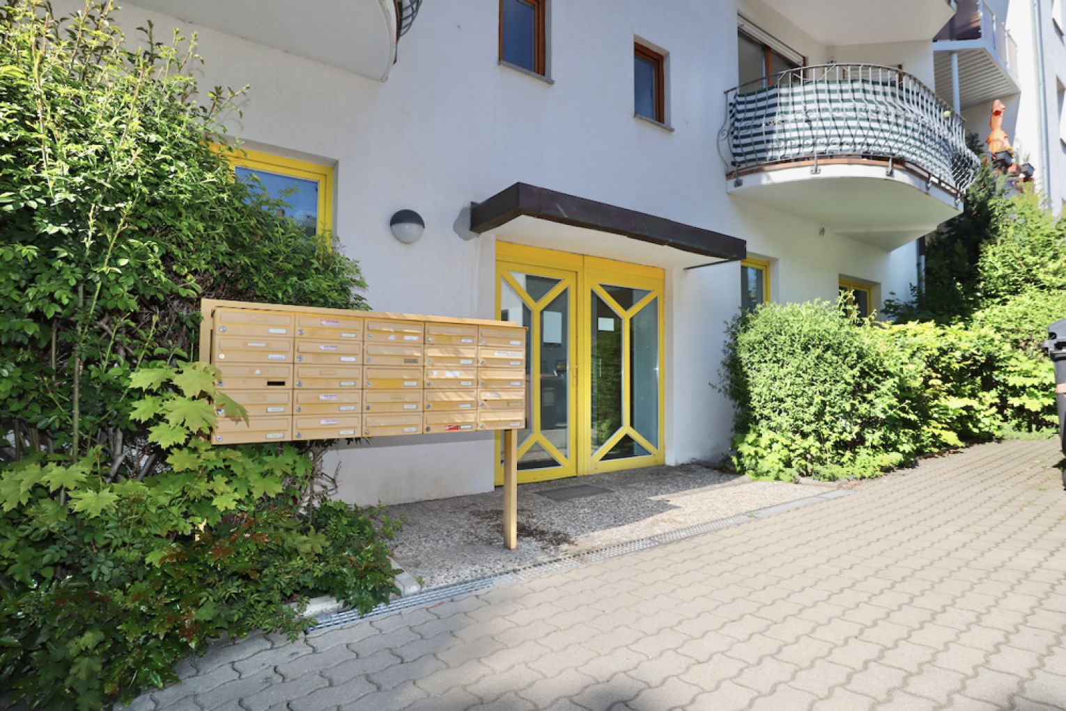1-Zimmer • Chemnitz • Uni-Nähe • Einbauküche • Balkon • Studenten-Wohnung • Lutherviertel