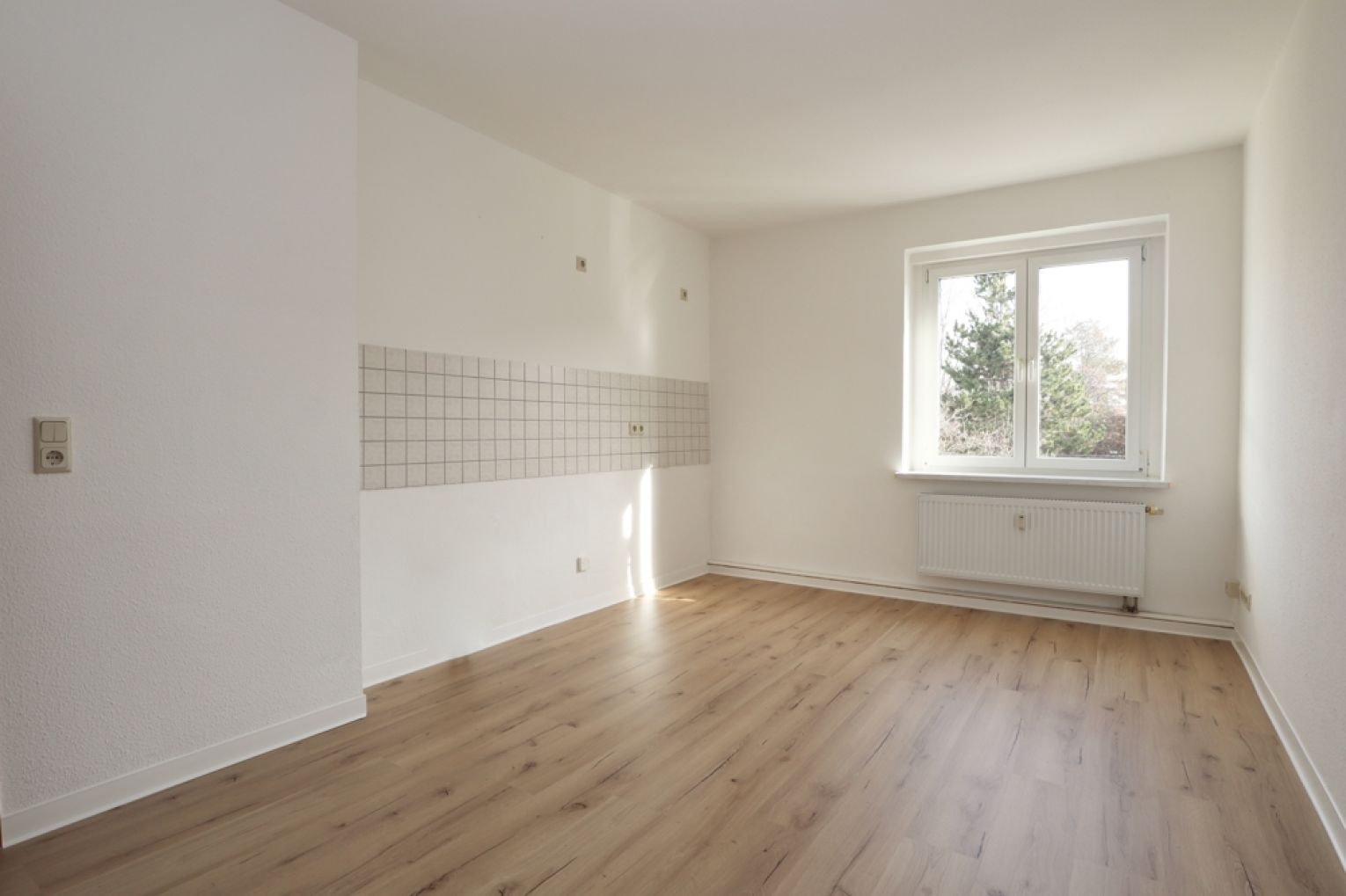 Yorckgebiet • 2-Raum Wohnung in Chemnitz • Einbauküche • ruhige Lage • schnell sein!