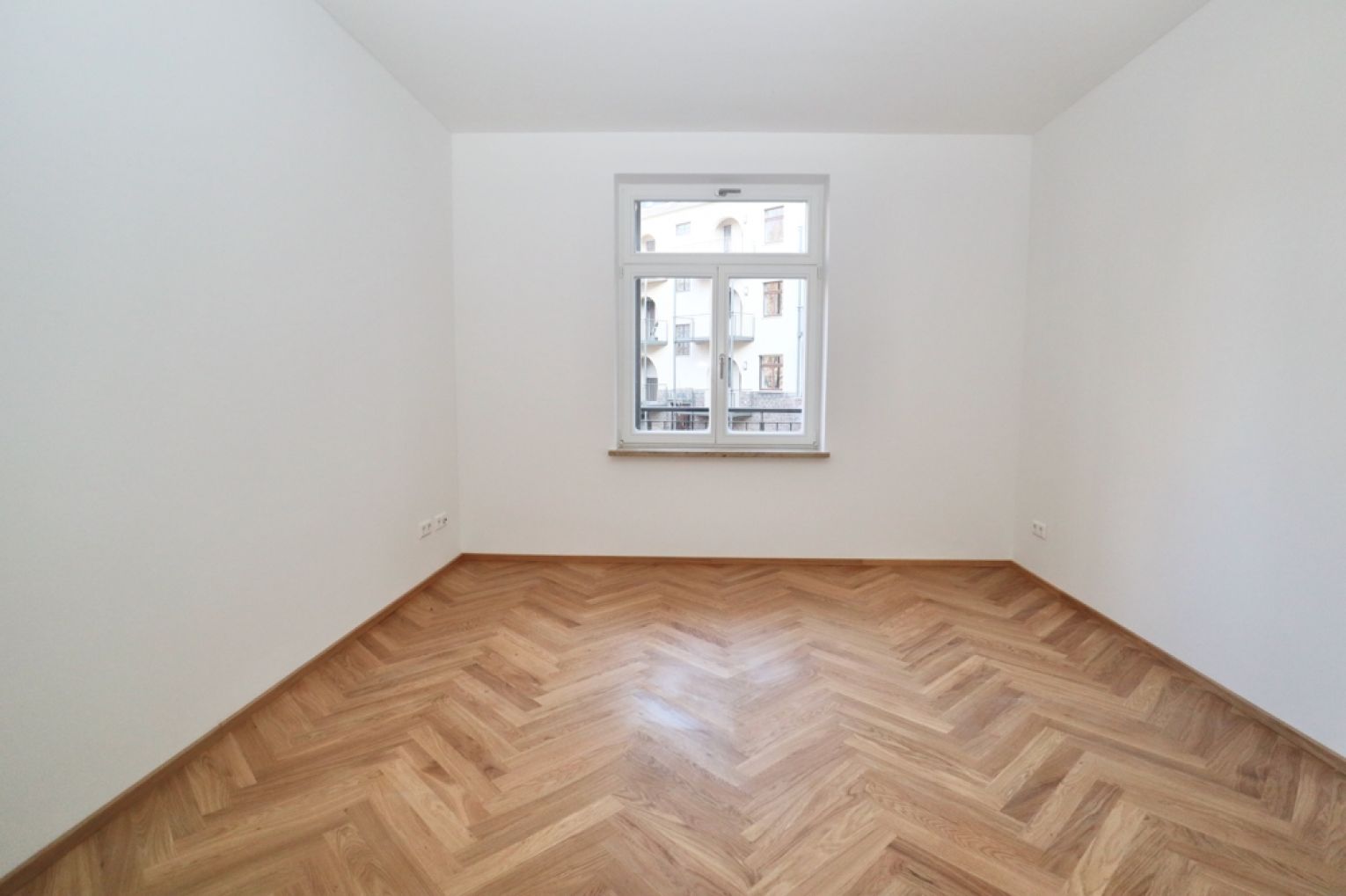 2-Raum Wohnung • Balkon • Chemnitz • offene Küche • Fußbodenheizung • Erstbezug • Lutherviertel