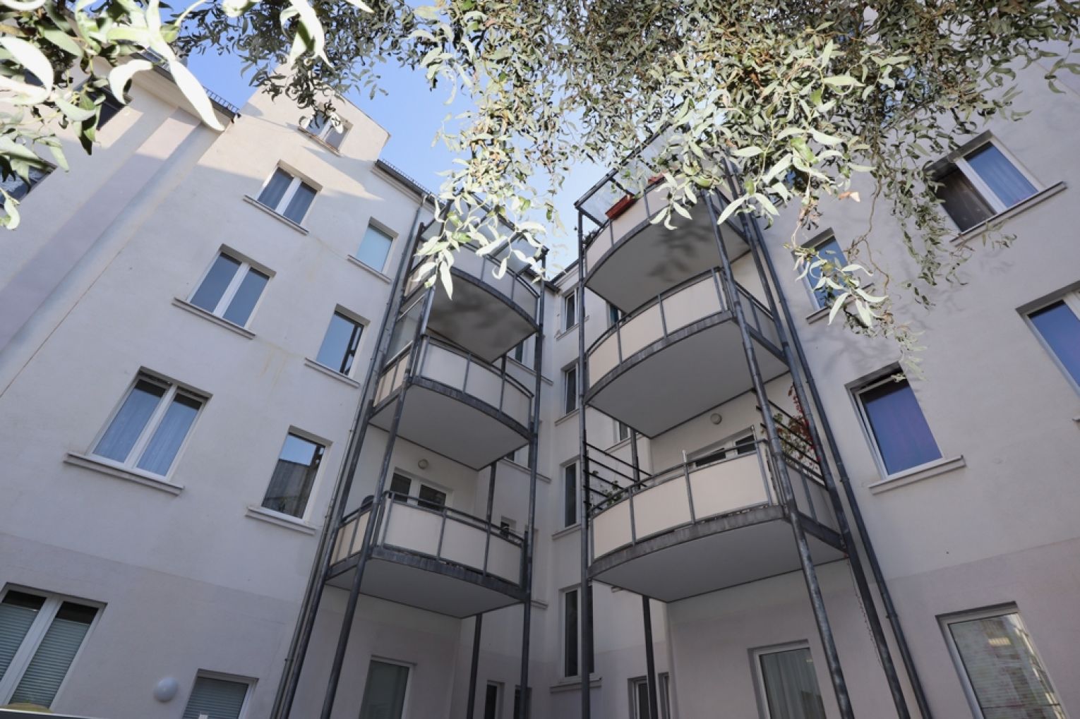 3-Raum Wohnung • XXL-Wohnzimmer • Chemnitz • Tageslichtbad • Besichtigung vereinbaren • Sonnenberg