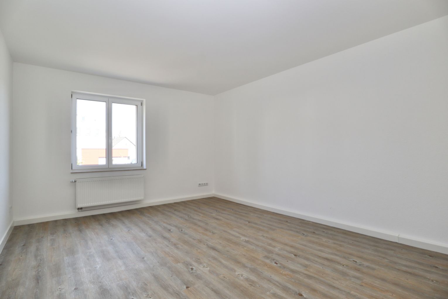 2-Raum Wohnung in Chemnitz • Tageslichtbad • Wanne&Dusche • Ebersdorf • jetzt schnell sein