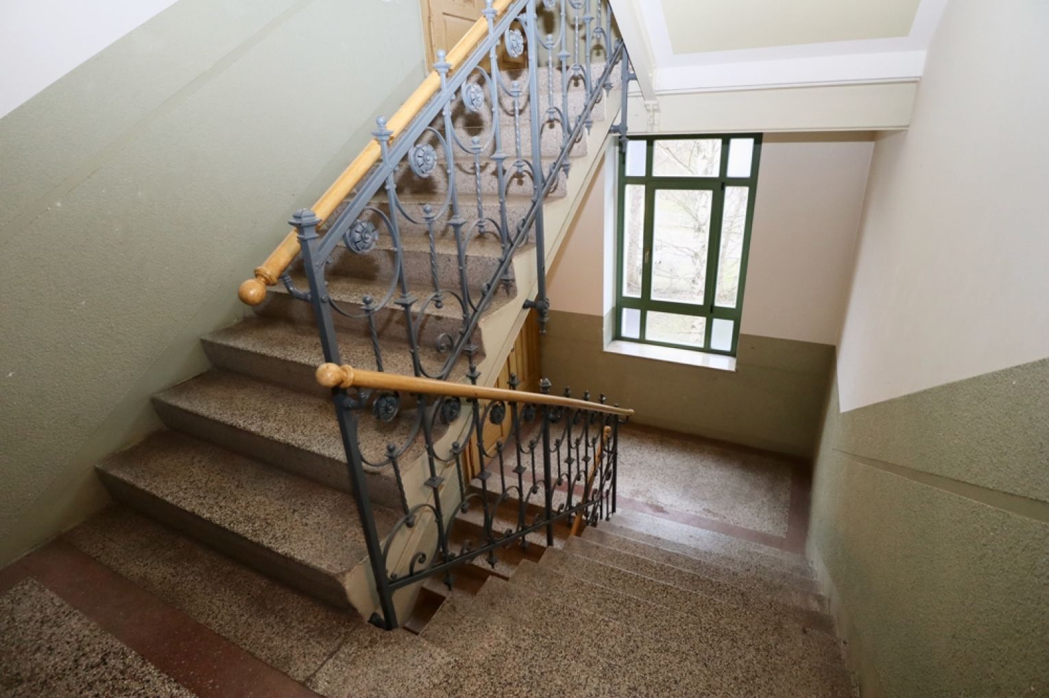 2-Raum Wohnung • Balkon • Schloßchemnitz • Tageslichtbad • in Chemnitz • jetzt Termin vereinbaren