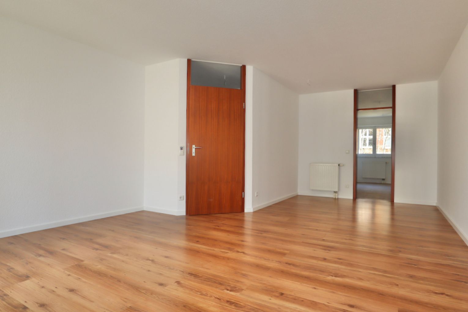 2 Zimmer • mit Loggia • Aufzug • Tiefgarage • am Uni-Campus • zur Miete • ab sofort frei!