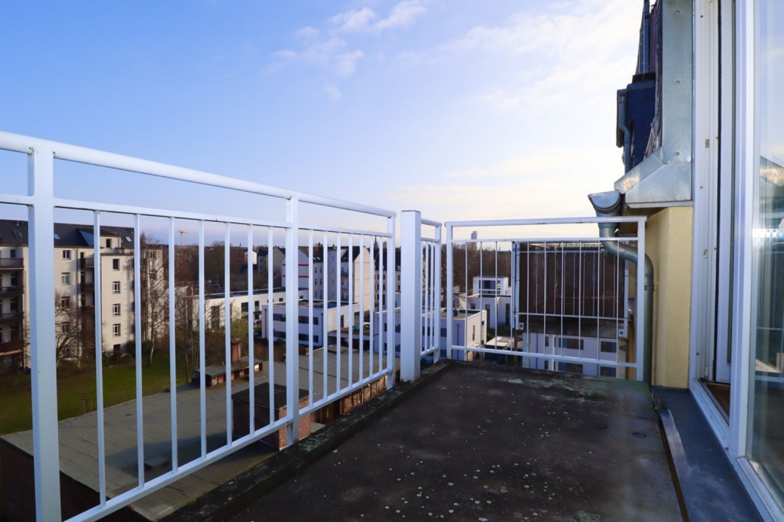 Maisonettewohnung • Dachgeschoss • 3 Zimmer • Tageslichtbad • Terrasse • Balkon • Schloßchemnitz