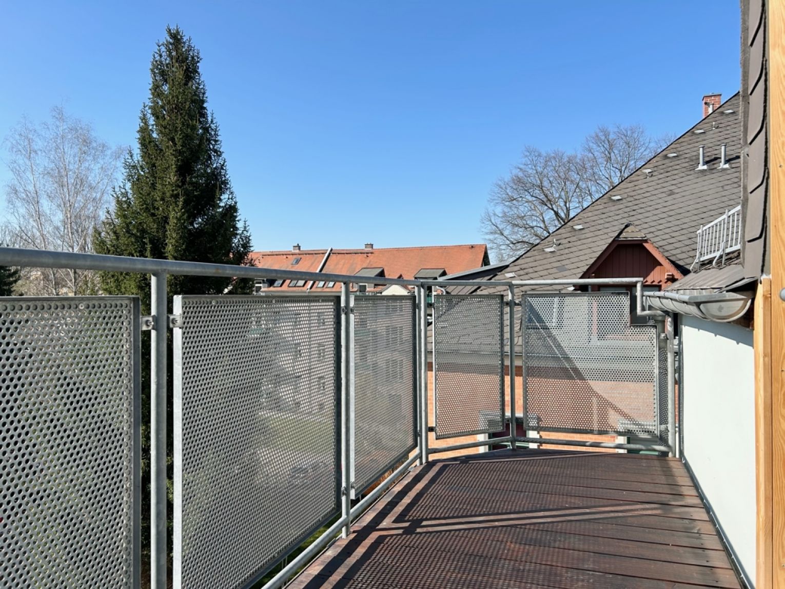 zur Miete • Altendorf • 2-Zimmer-Wohnung • mit Balkon • Tageslichtbad • EBK • schnell anrufen!