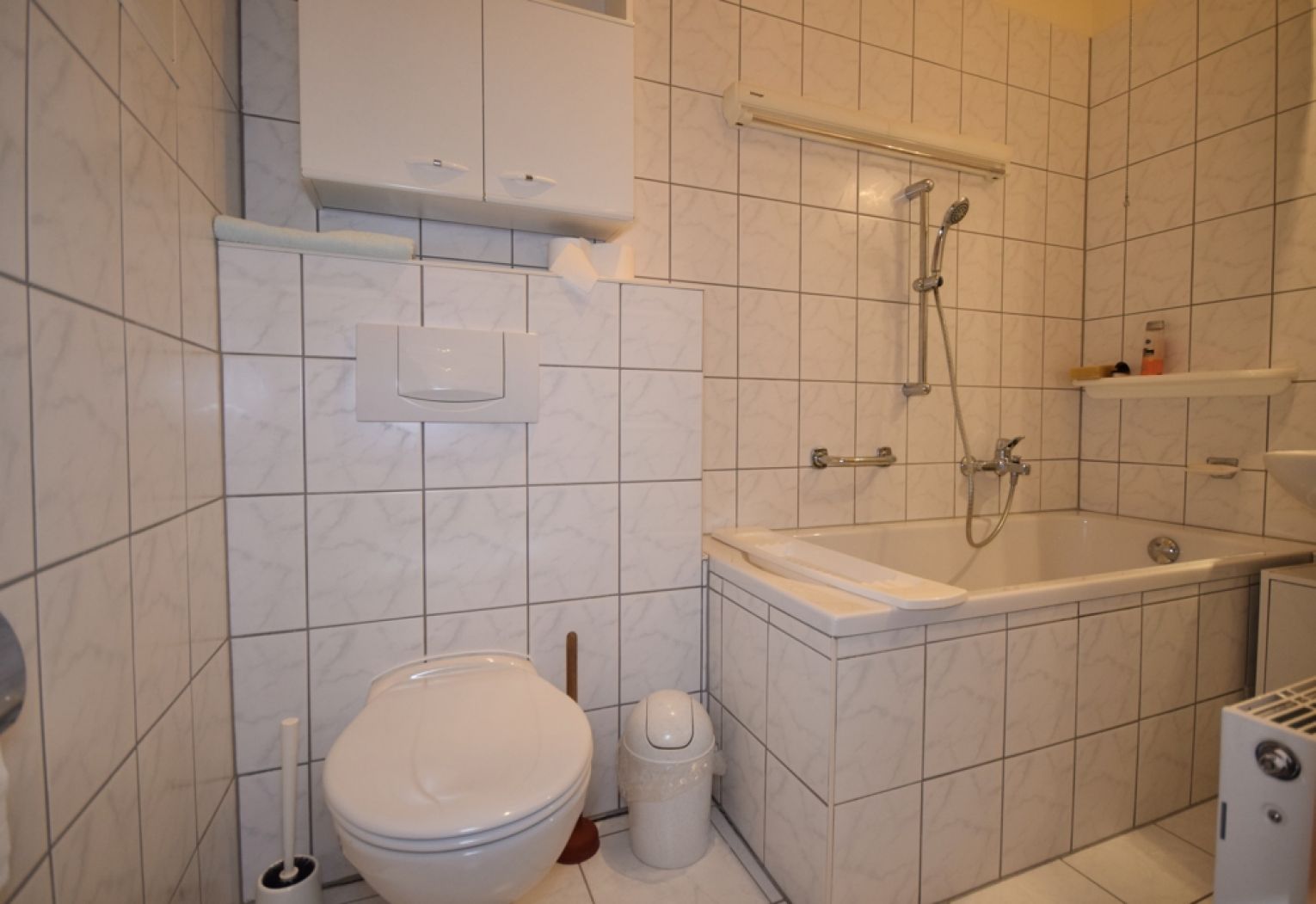 Schloßchemnitz • 2 Zimmer • Balkon • schickes neues Laminat • ruhige Lage • gleich mal anschauen!?