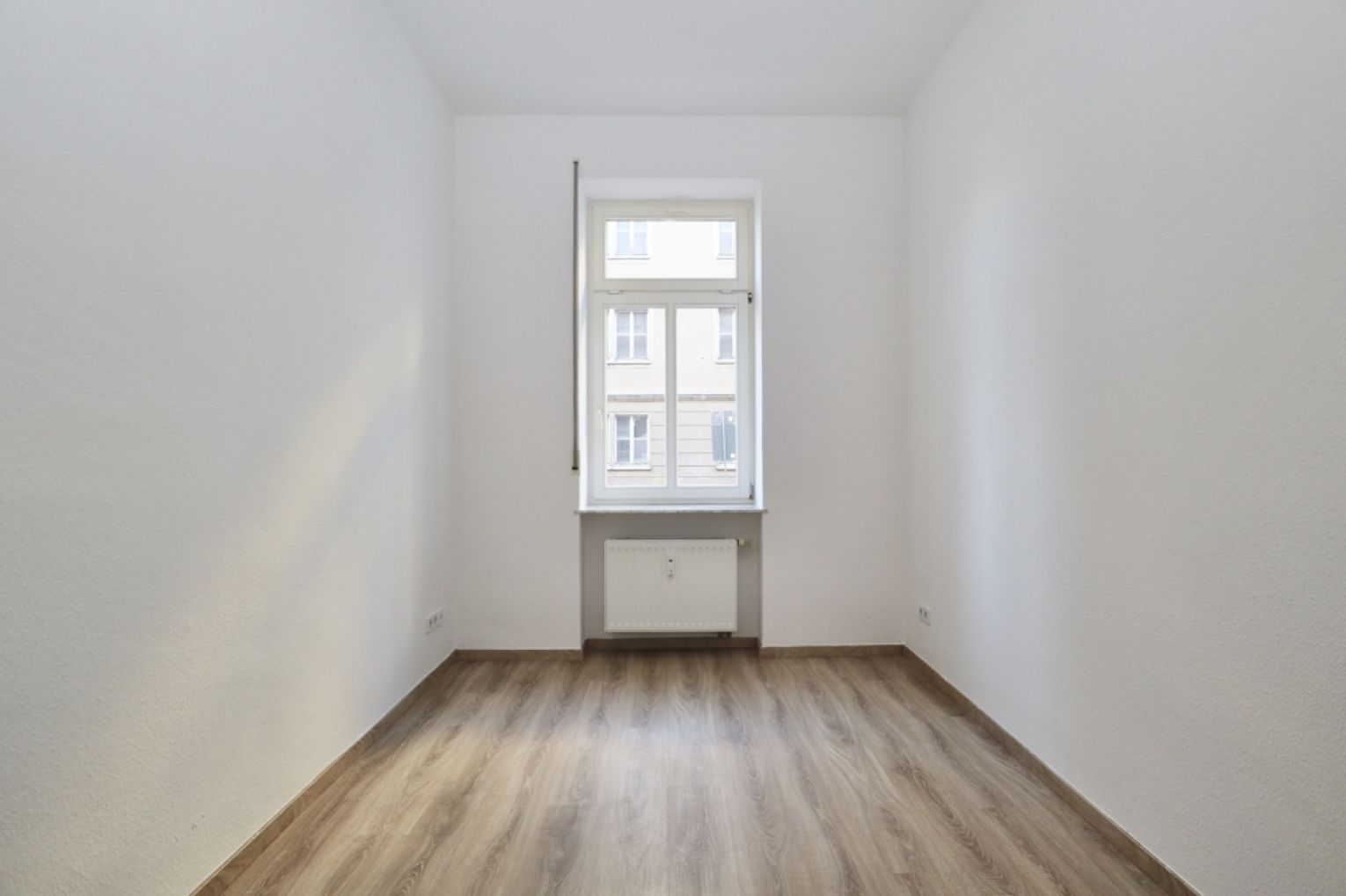 2-Raum Wohnung • Erdgeschoss • Lutherviertel • Tageslichtbad • in Chemnitz • jetzt mieten