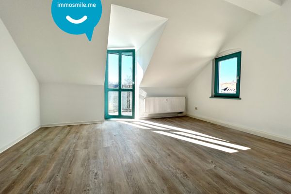 zur Miete • Altendorf • 2-Zimmer-Wohnung • mit Balkon • Tageslichtbad • EBK • schnell anrufen!