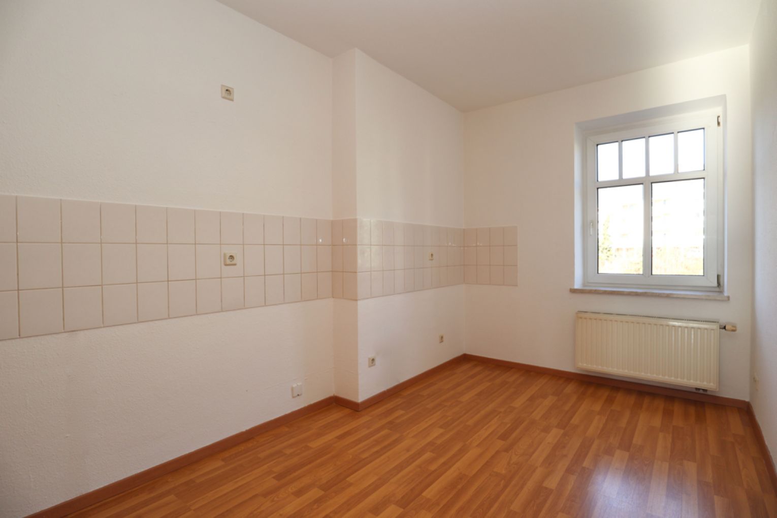 3-Zimmer Wohnung • in Ebersdorf • saniert • Dusche und Wanne • ruhige Lage •