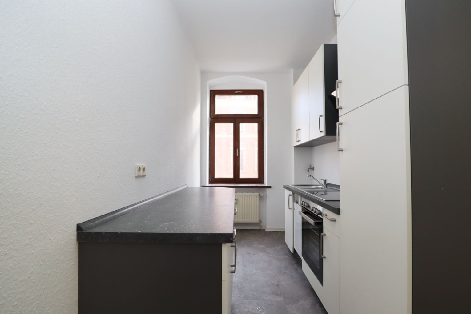Einbauküche • 1,5-Raum Wohnung  • Chemnitz • Sonnenberg • zur MIETE • jetzt Termin vereinbaren