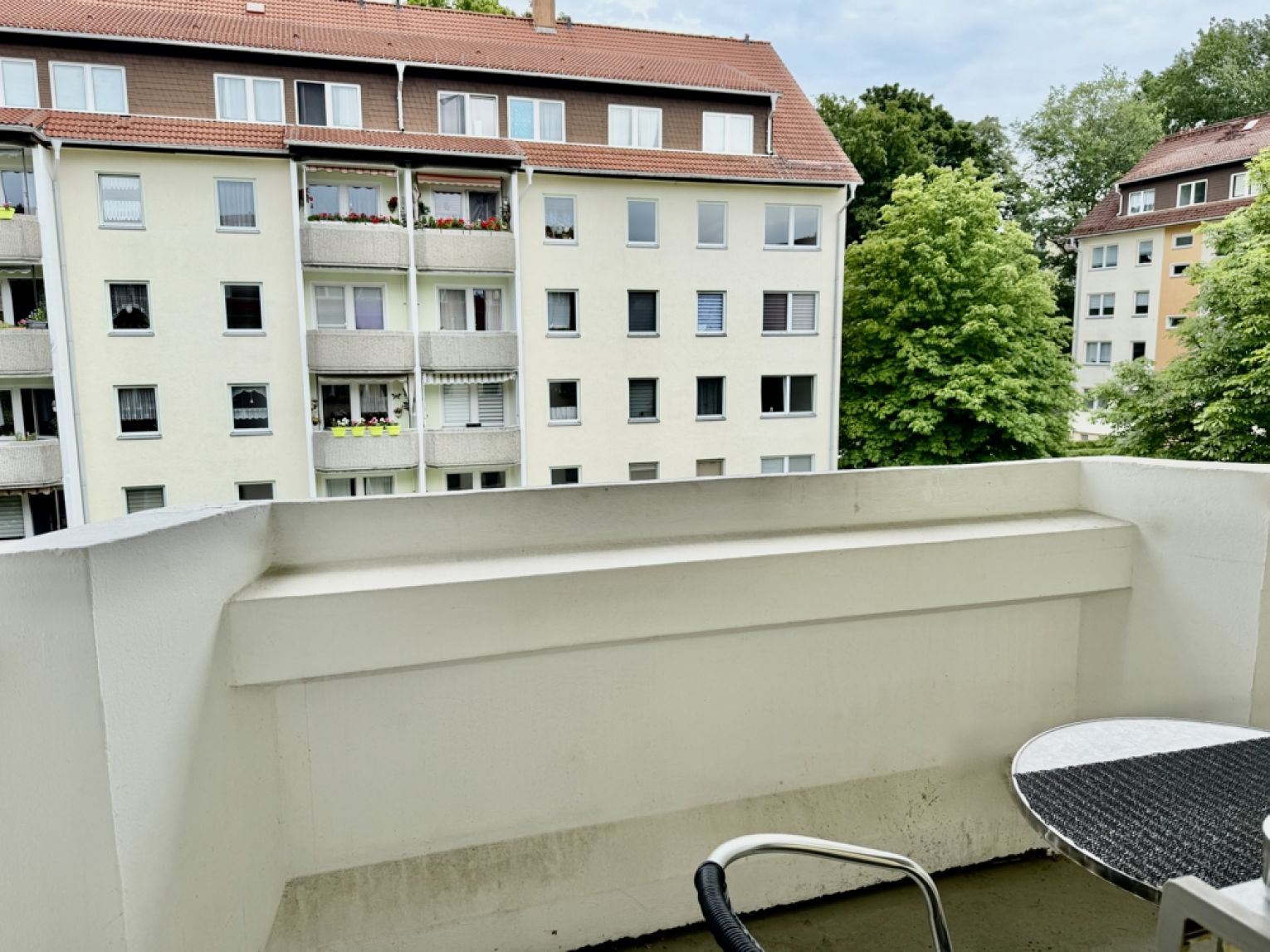 Eigentumswohnung • in Chemnitz • vermietet • 3 Zimmer mit Balkon • mit Stellplatz • in Reichenbrand