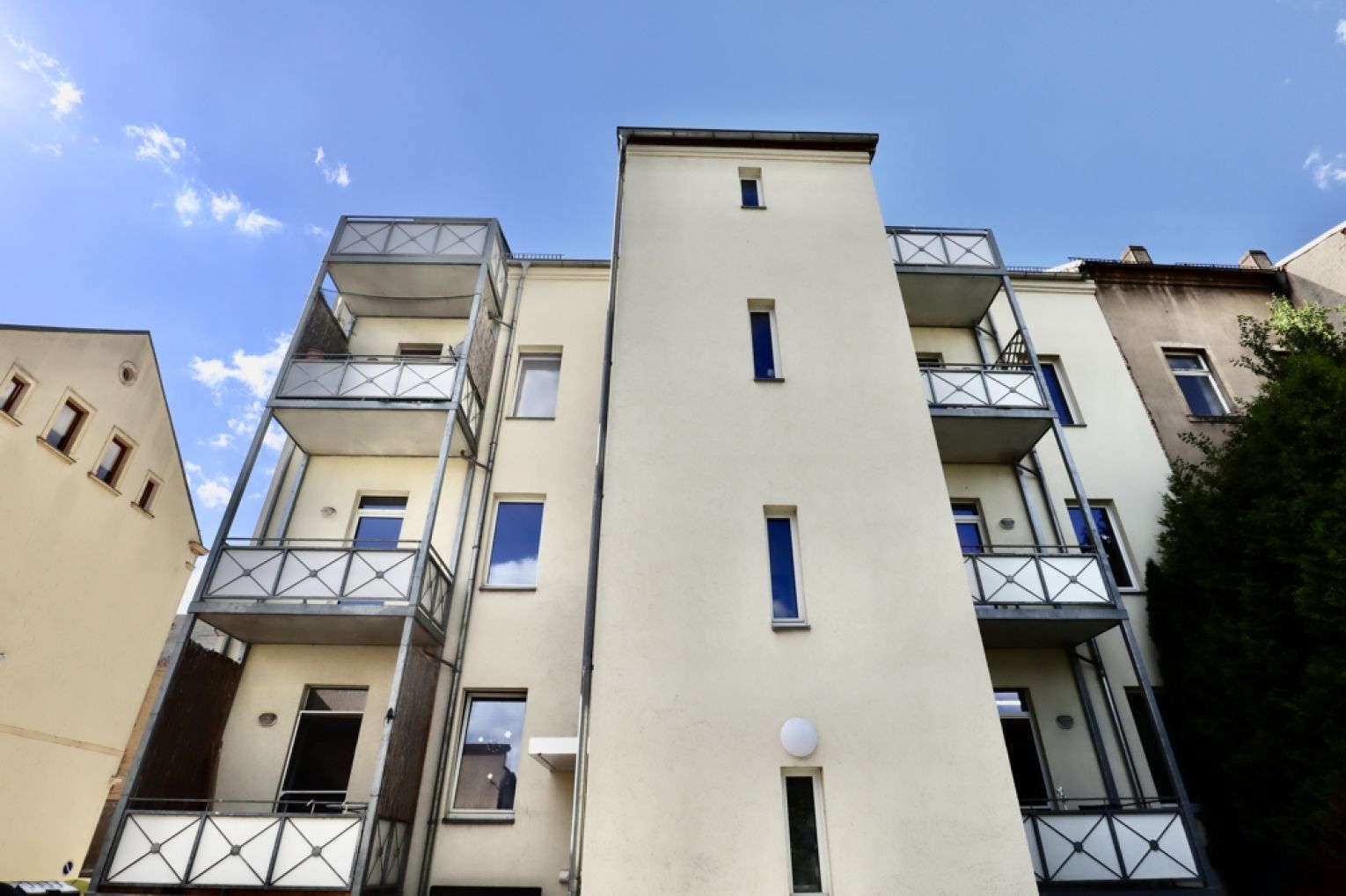 2-Raum Wohnung in Chemnitz • Balkon • saniert • Einbauküche • Stellplatz • Ebersdorf • jetzt anrufen