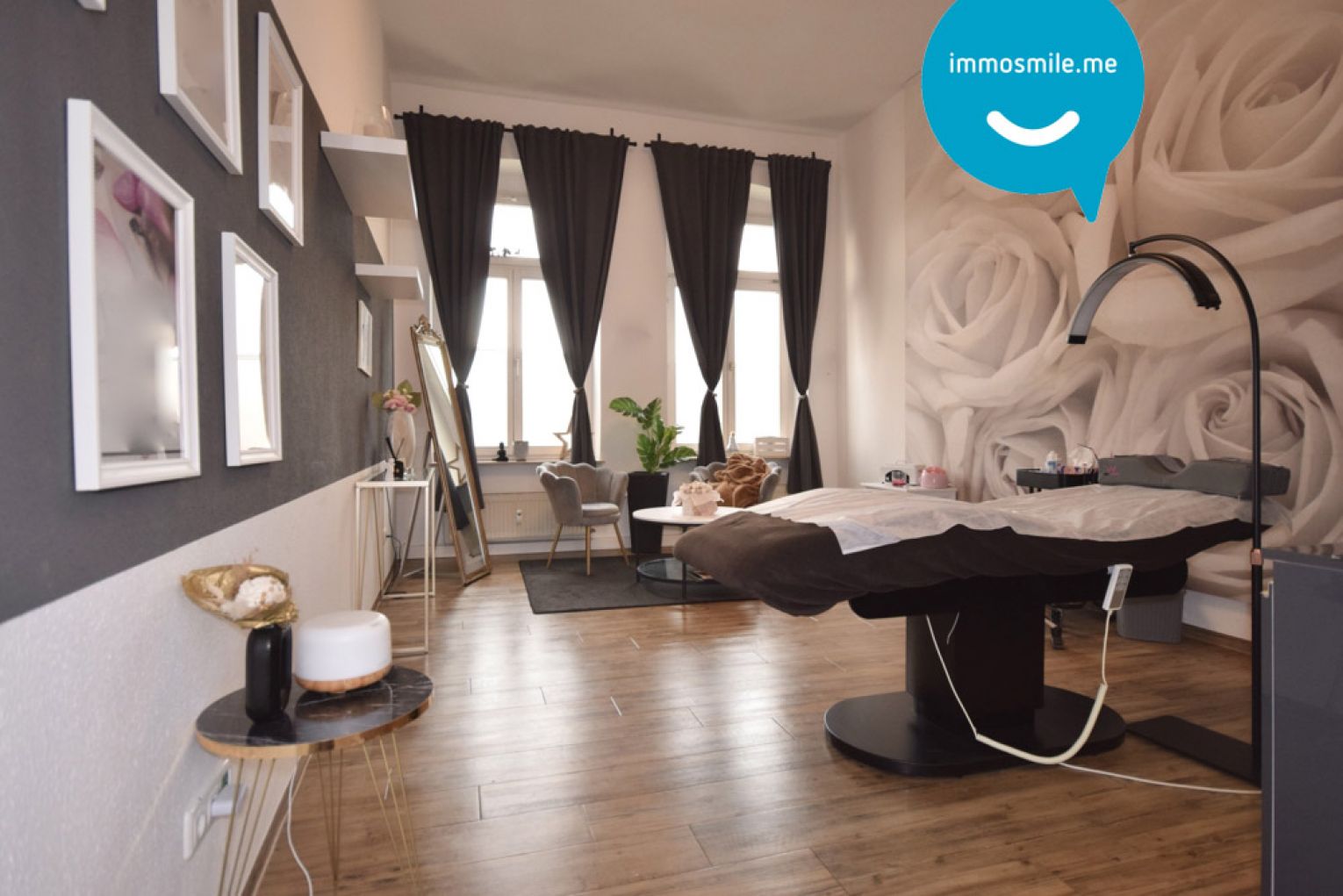 Tolles Ambiente • 5 Räume • Sanitäranlage mit Dusche • Stuck • Portaltüren • Kanzlei? • Büro?