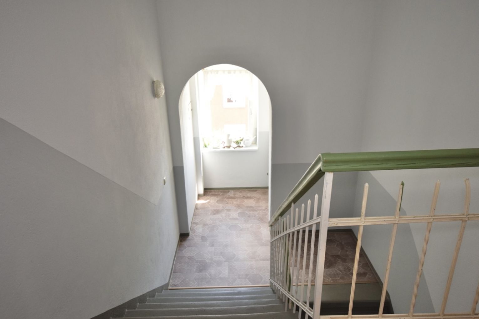 2-Raum • Altmittweida •  • Stellplatz • historische Stadtvilla • nette Mitmieter • großes Bad