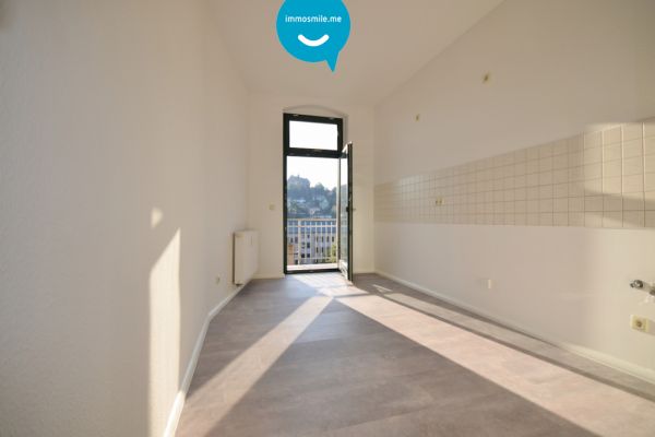Stollberg • 2-Raum • Balkon • Bad mit Dusche • Sonnig • Einbauküche • jetzt anschauen!