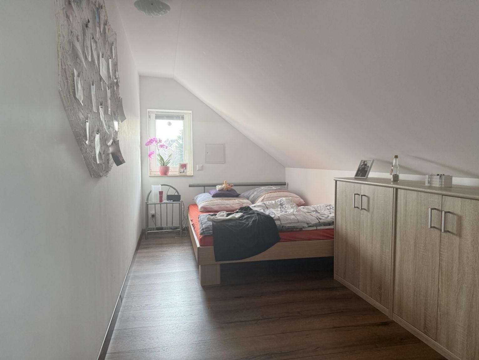 2-Zimmer Wohnung in Wittgensdorf • Dachgeschoss • Bad mit Dusche • offene Küche • Garten • Parkplatz
