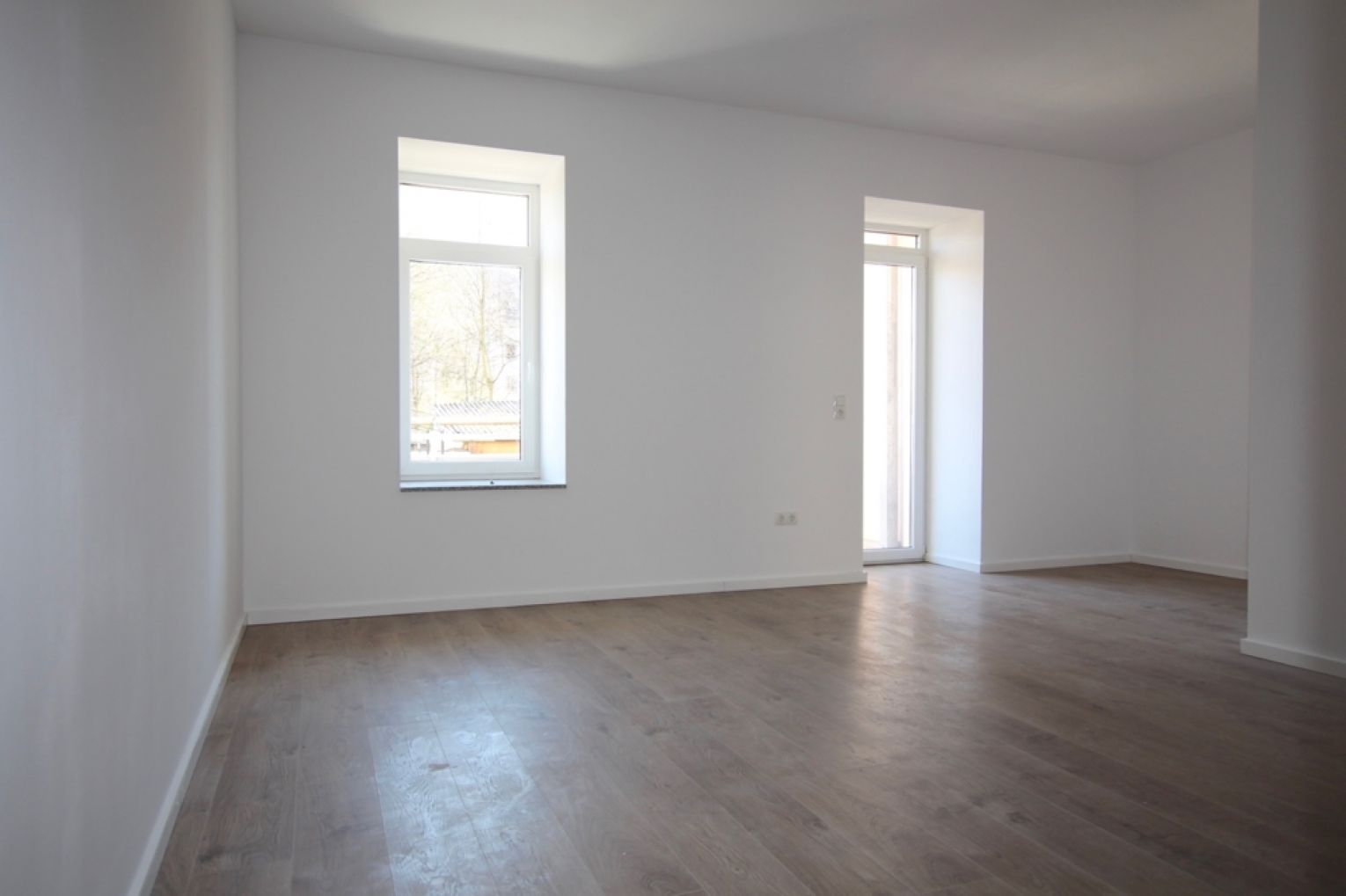 4-Raum • Lutherviertel • 2 Bäder • 2 große Balkone • Stellplätze • energetisch saniert • ruhige Lage