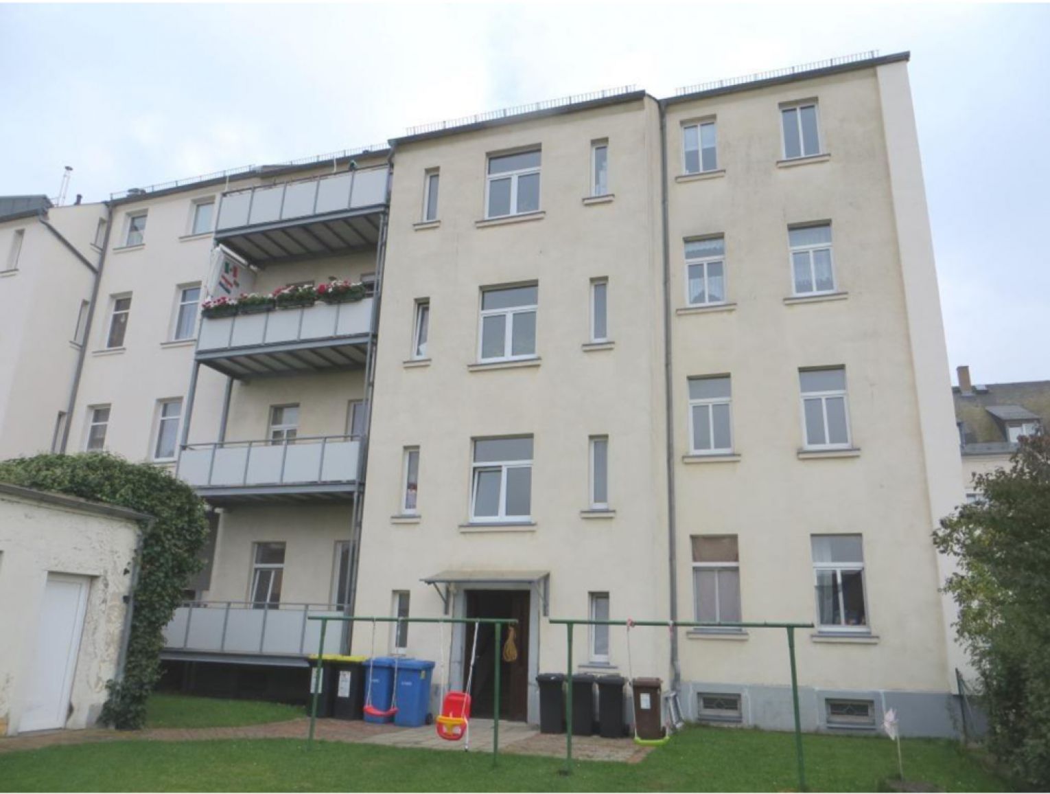 4 Zimmer • Maisonette • interessanter Grundriss • 2 Bäder • ruhige Lage • Wanne und Dusche • TOP!