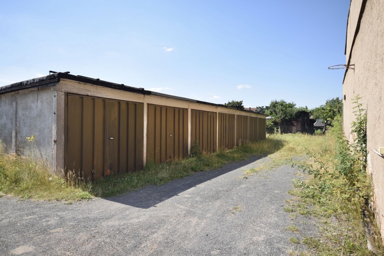 Sanierungsobjekt • 624 qm Wohnfläche • 20km von Landeshauptstadt Dresden entfernt • Share Deal mögl.