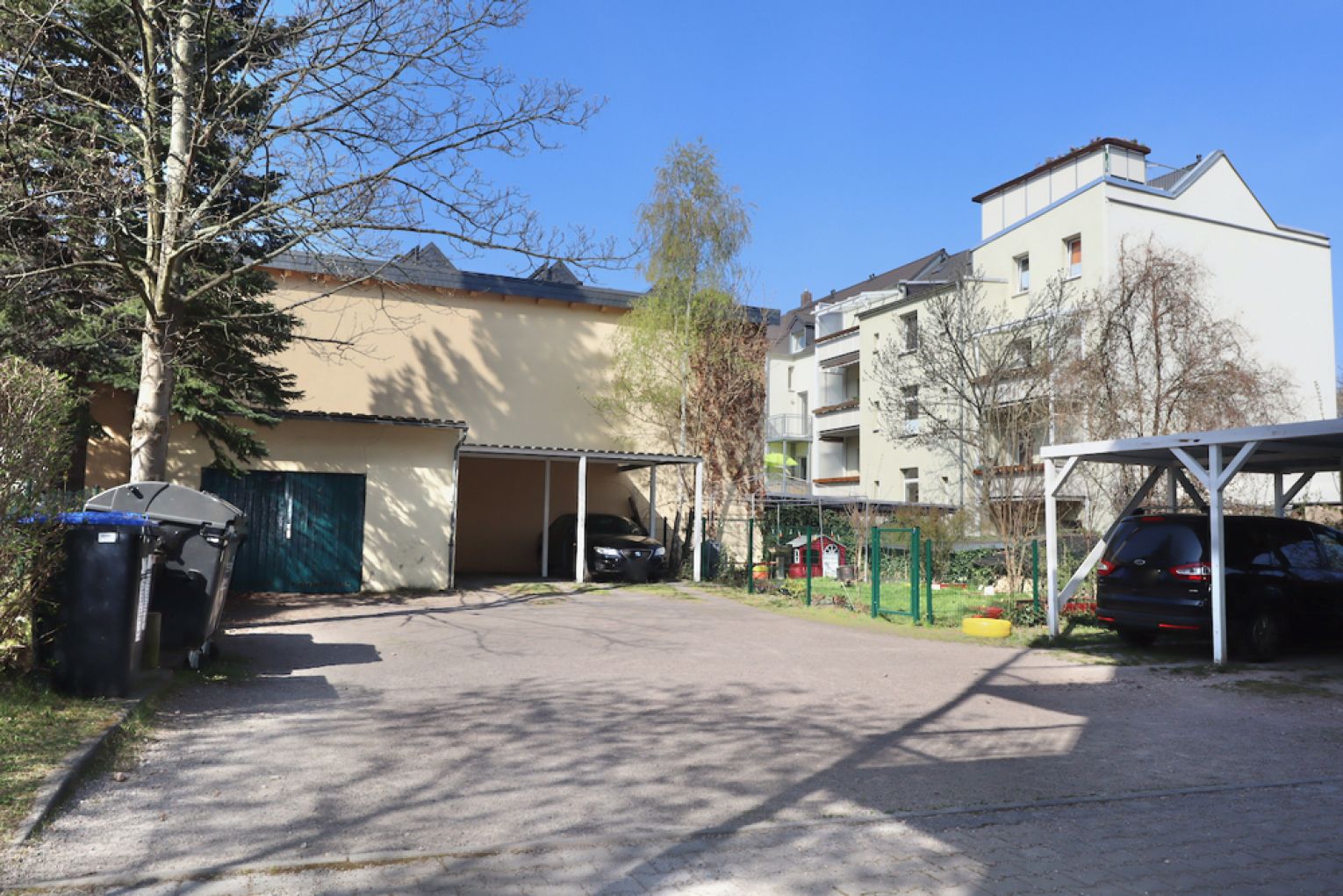 3-Zimmer • Balkon • Stellplatz • vermietet • attraktives Anlageobjekt • in Chemnitz • Gablenz