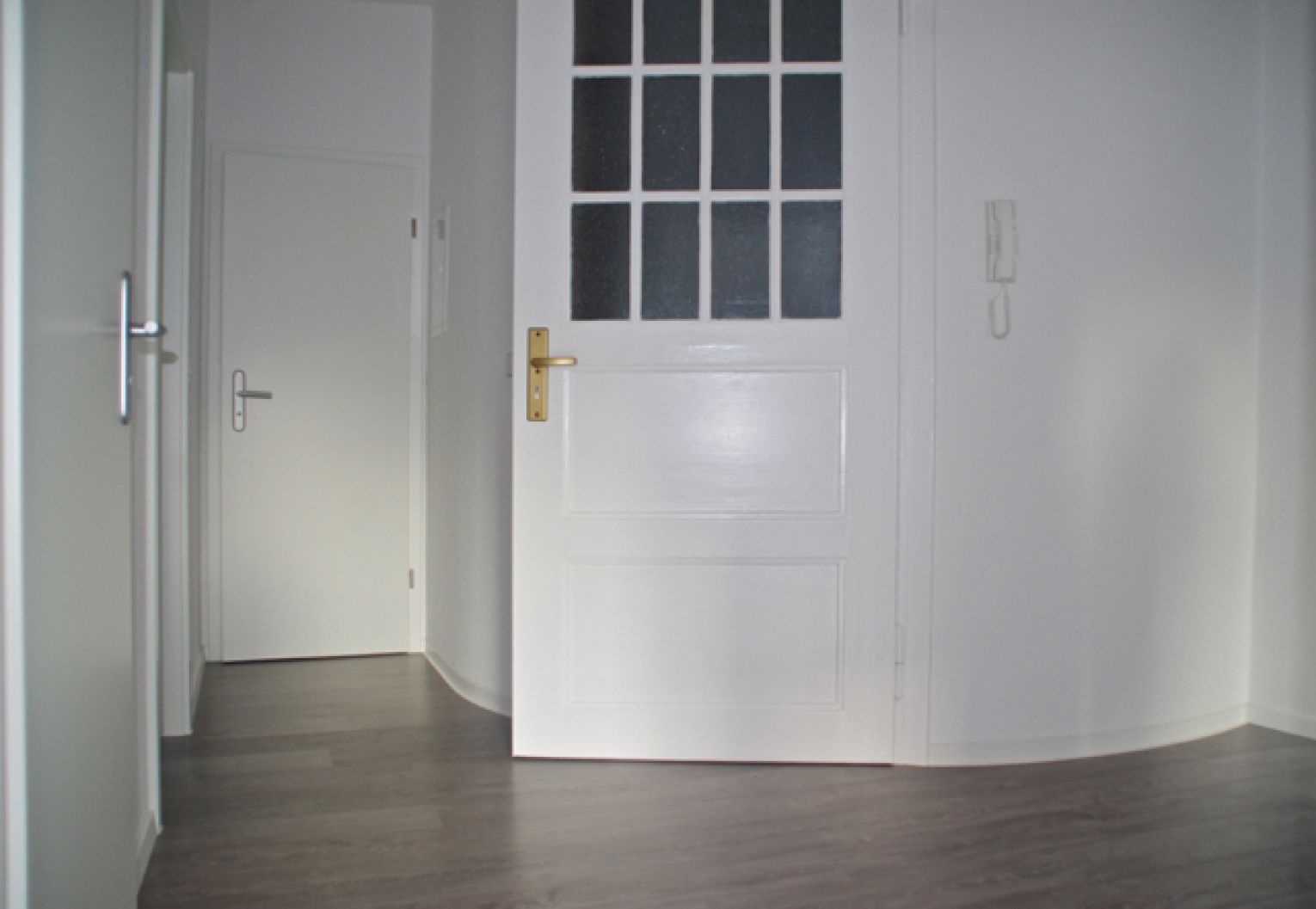 Balkon • 2 Raum Mietwohnung • vom Vormieter • Stellplatz • ruhige Lage • modernisiert • Anschauen!?