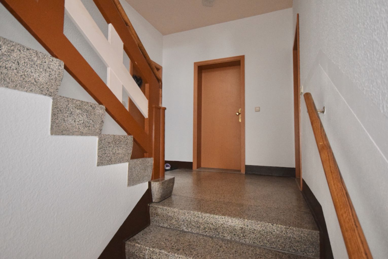 TOP • Laminat • 1-Raum Apartment • Laminat • Bad mit Fenster & Wanne • gleich anschauen • Chemnitz - Photo 2