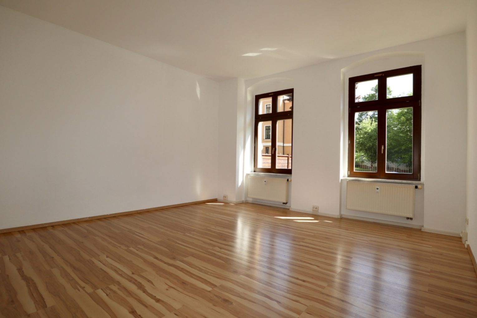 3-Raum Wohnung • Kaßberg • in Chemnitz • Kaltmietfrei • Wanne • Einbauküche • jetzt anrufen