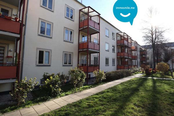Kapitalanlage • vermietete 2-Zimmer • mit Balkon • Küche • ruhige Wohnsiedlung
