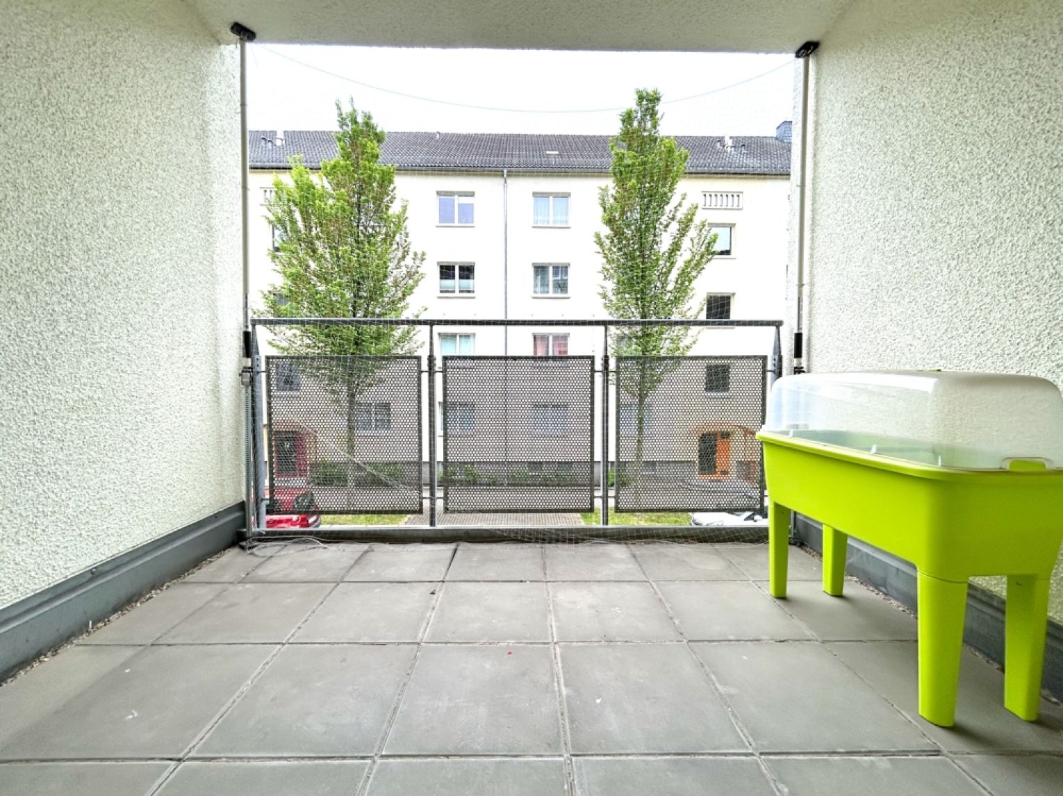 Mietwonhung • Maisonette • 4 Zimmer • Terrasse • 2 Bäder • jetzt anschauen und mieten