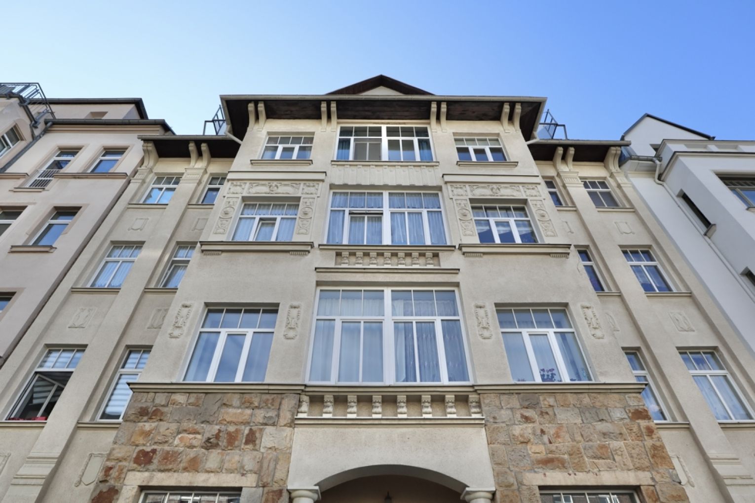 Einbauküche • Bernsdorf • Chemnitz • Balkon • Erdgeschoss • 3- Raum Wohnung • zur Miete