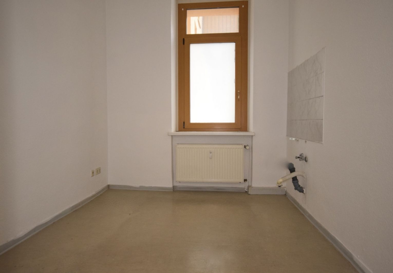 Bürofläche • hell und freundlich • frei gestaltbar • einmal anschauen ?