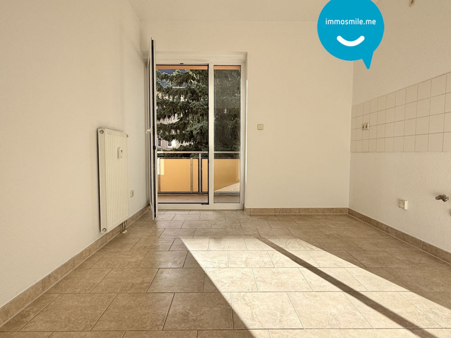 4-Raum Wohnung • Heimgarten • 1.Etage • Bad mit Wanne und Fenster • Balkon • schnell zugreifen
